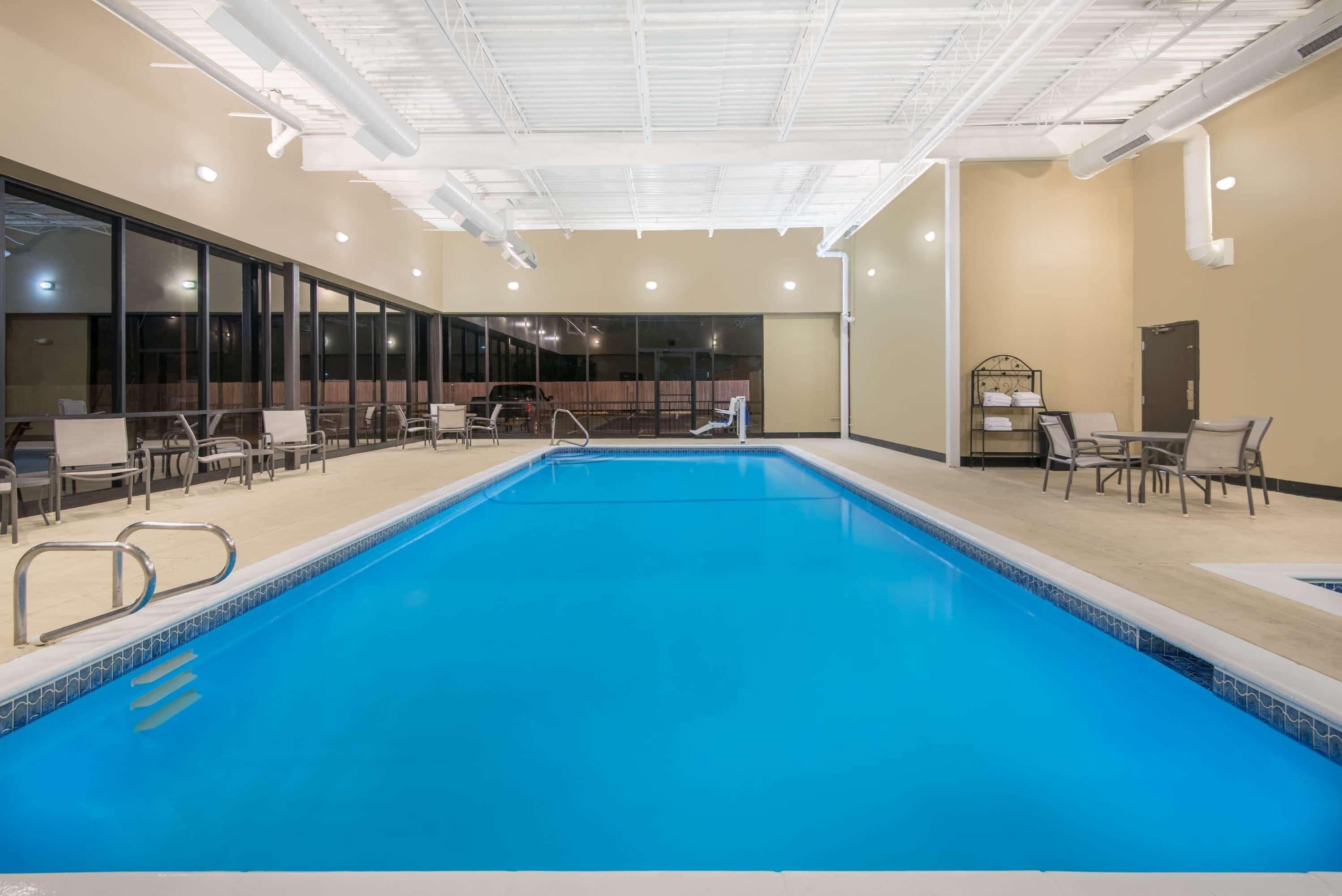 Wyndham Garden Texarkana Bagian luar foto
