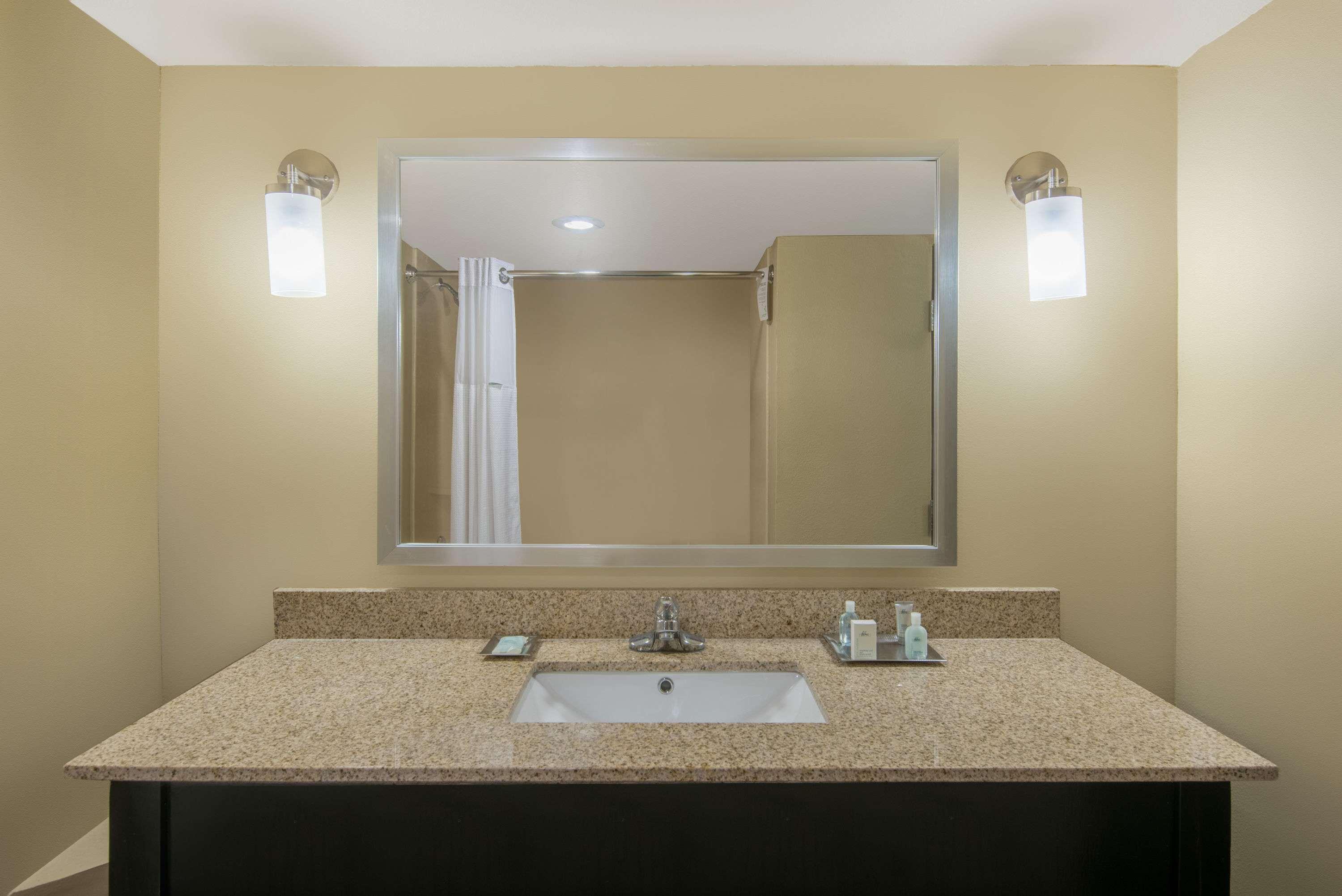 Wyndham Garden Texarkana Bagian luar foto